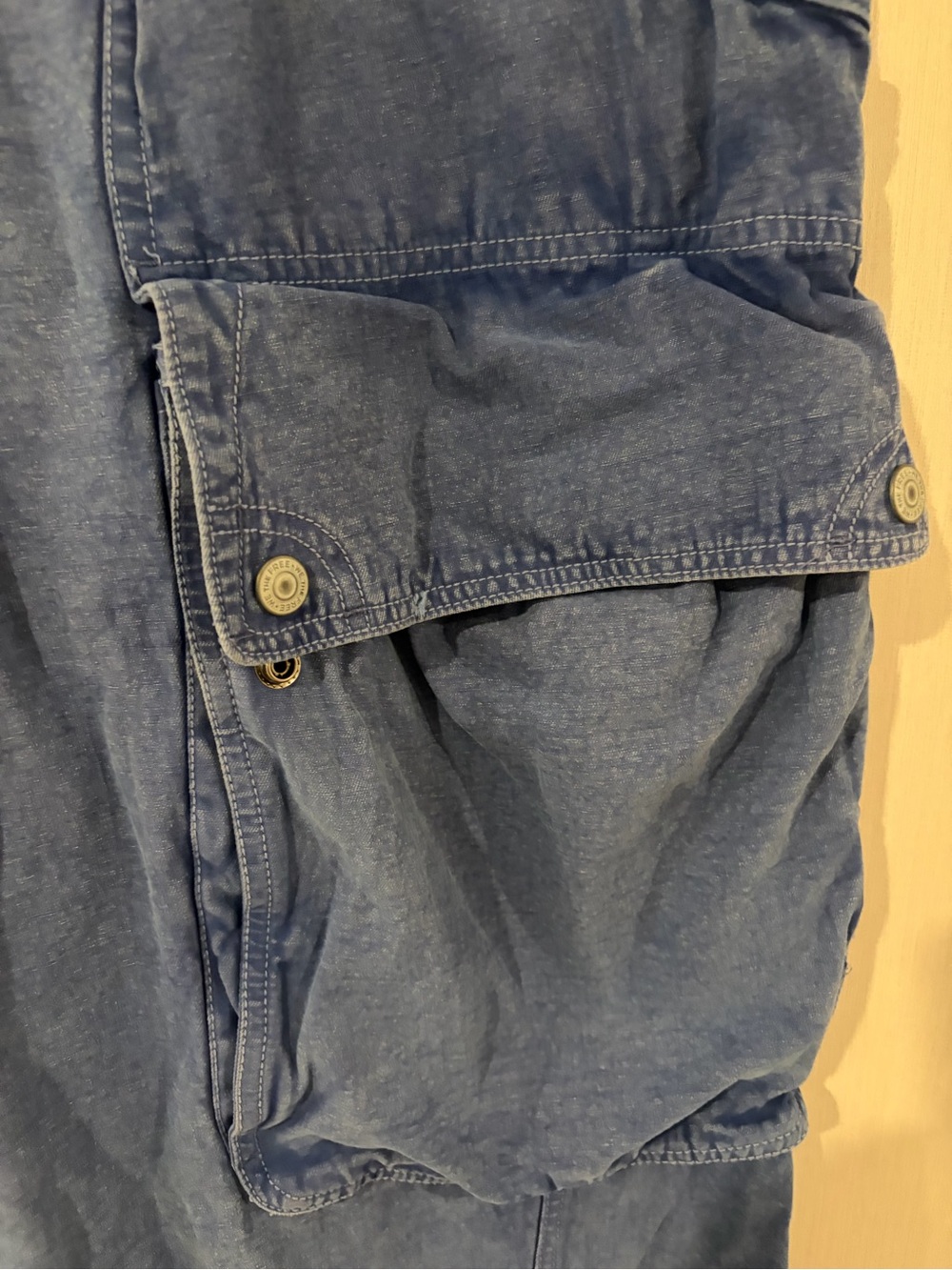 We The Free Brentwood Slouchy Cargo Pants Ebb & Flow (Blue) Size 6 NWOT Barrel - Picture 3 of 10